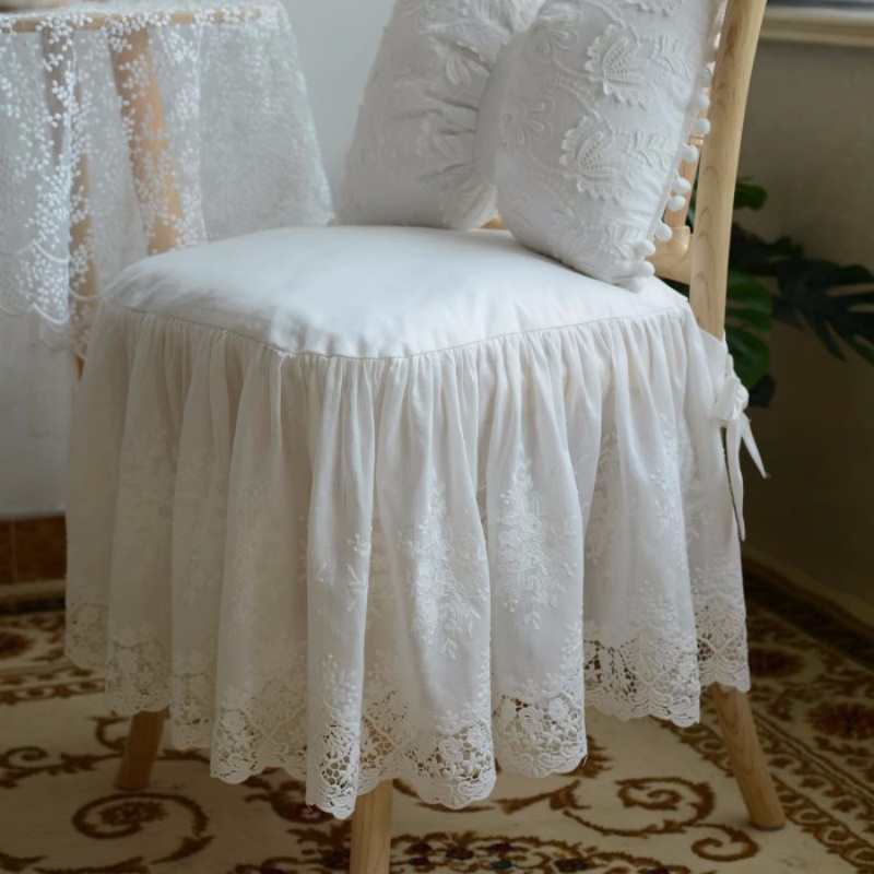 Visitor Chair Padded - Европейский стиль, белое кружево, вышивка, чистый
